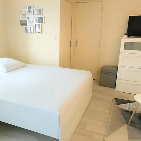 Lumineux Proche Abbaye & Centre De Apartamento *